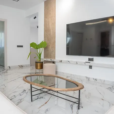 Unique Private Pool In Carihuela Apartament